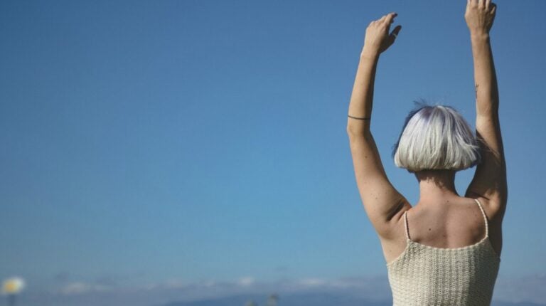 Hairstyles For Short Hair | Makeup Tutorials