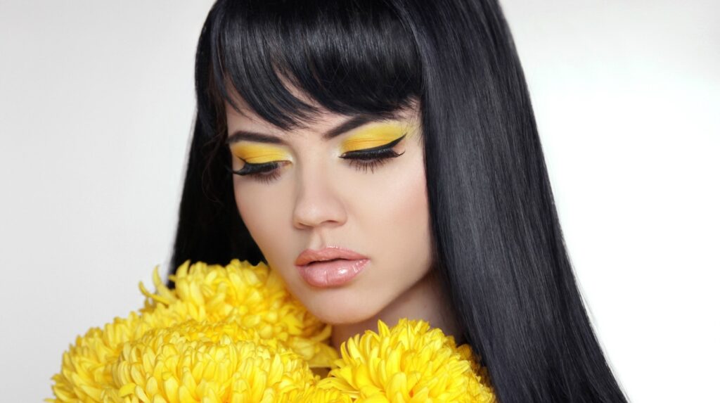feature | Trend Alert-Bright Yellow Eye-shadow is Hot Right Now