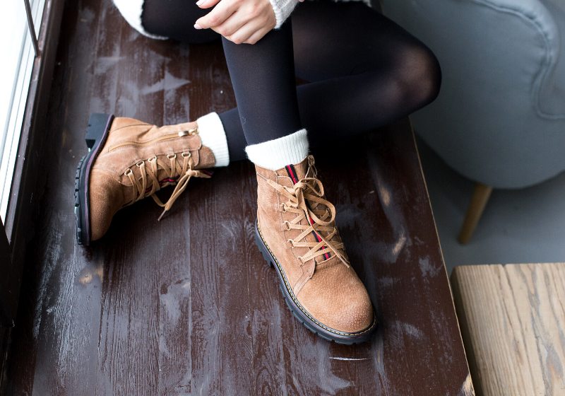 beautiful women winter shoes | winter wear