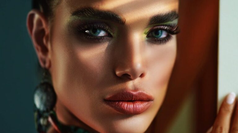 crop stylish model with makeup near wall | Glam Ways To Wear A Graphic Liner | Featured