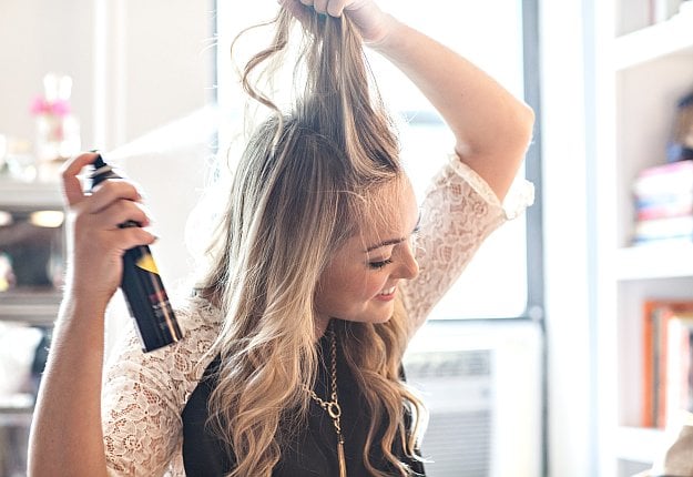 We've polled out the best dry shampoos to keep your hairstyle looking fresh by Makeup Tutorials at https://makeuptutorials.com/10-dry-shampoos-shouldnt-summer-without/