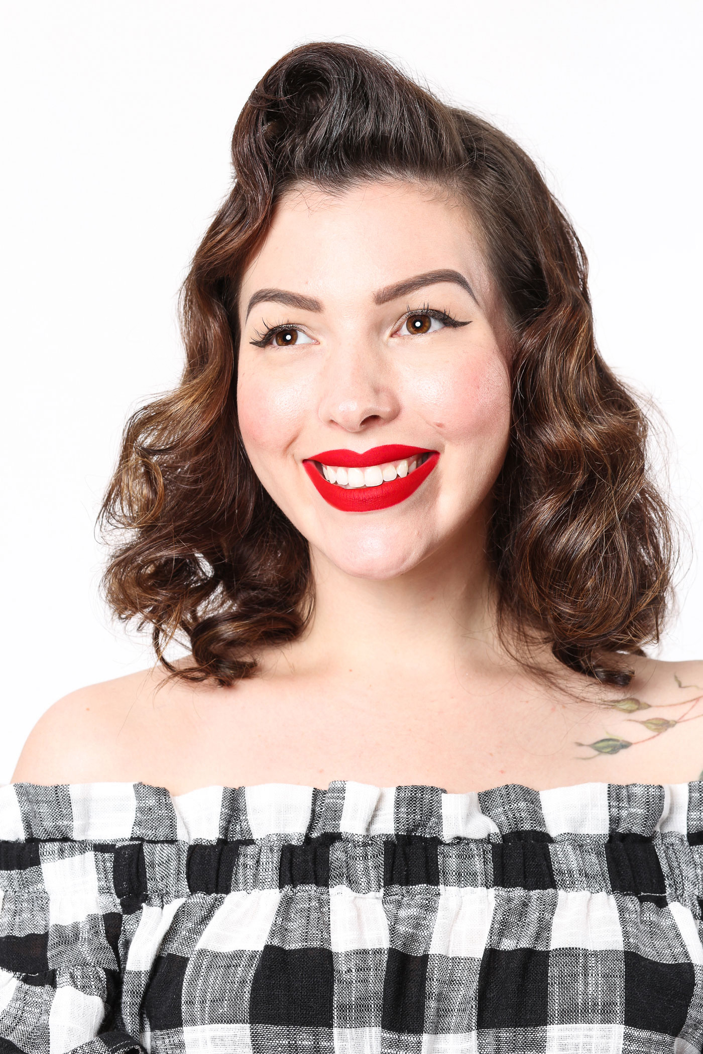 The Vintage Hairstyle | Homecoming Dance Hairstyles Inspiration Perfect For The Queen