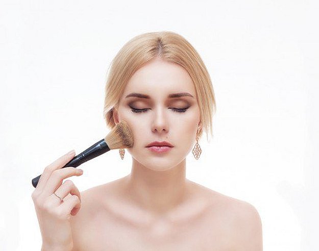 Having trouble trying to cover up your pimples? Well, here are some steps you should follow to effectively cover pimples by Makeup Tutorials at https://makeuptutorials.com/how-to-cover-pimples/