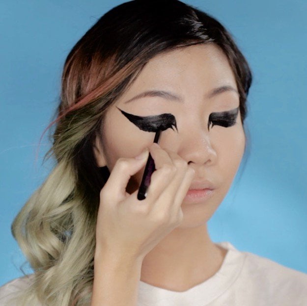 Fill Eyes With Black | Snapchat Lion Filter Super Cute Halloween Makeup Tutorial