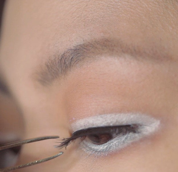 False Eyelashes | Snapchat Rainbow Filter Be Silly On Your Thanksgiving Party