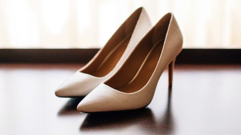 Makeup Tutorials | Fall Shoes You Should Have!