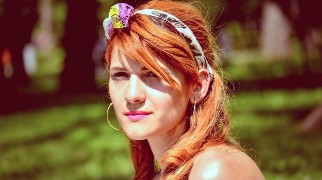 feature | Headband Hairstyles for Any and Every Occasion